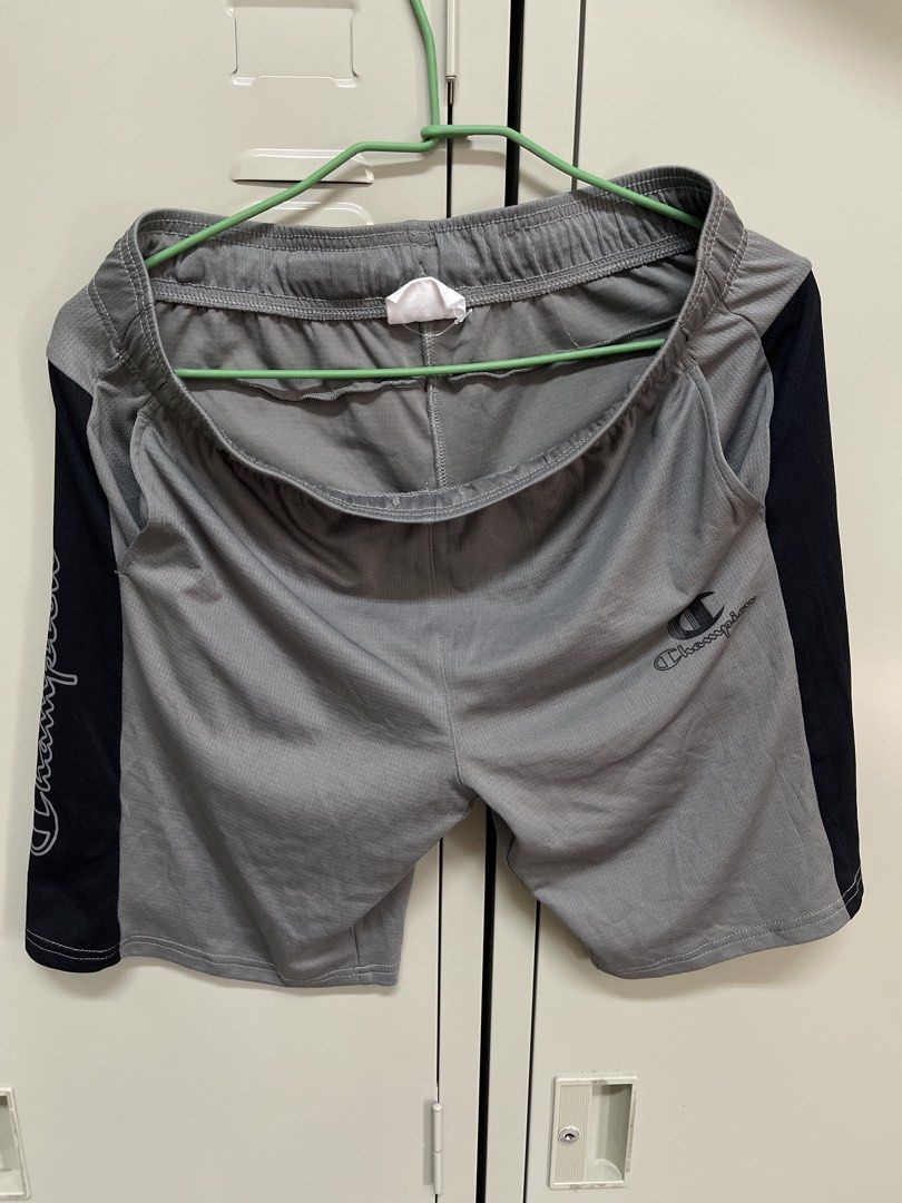 由 originalitems.com (刊登 ID 1437990813，圖片 2) 提交，位於 彰化縣 (Changhua) 的 Champion above the knee (類別：短褲)，說明：。