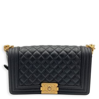 (Category: ) located in . Submitted by carousellluxury (Listing ID 1432482540, Image 1). Description: .