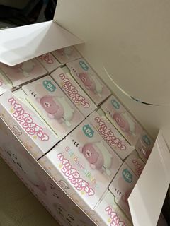 （分類：）位於 。 由 maggiekpf 提交（商品編號 1437941853，圖片 1）。簡介： 。