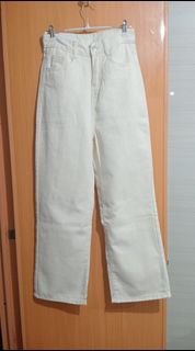 (Category: ) located in . Submitted by niceoutfits (Listing ID 1438087242, Image 1). Description: .