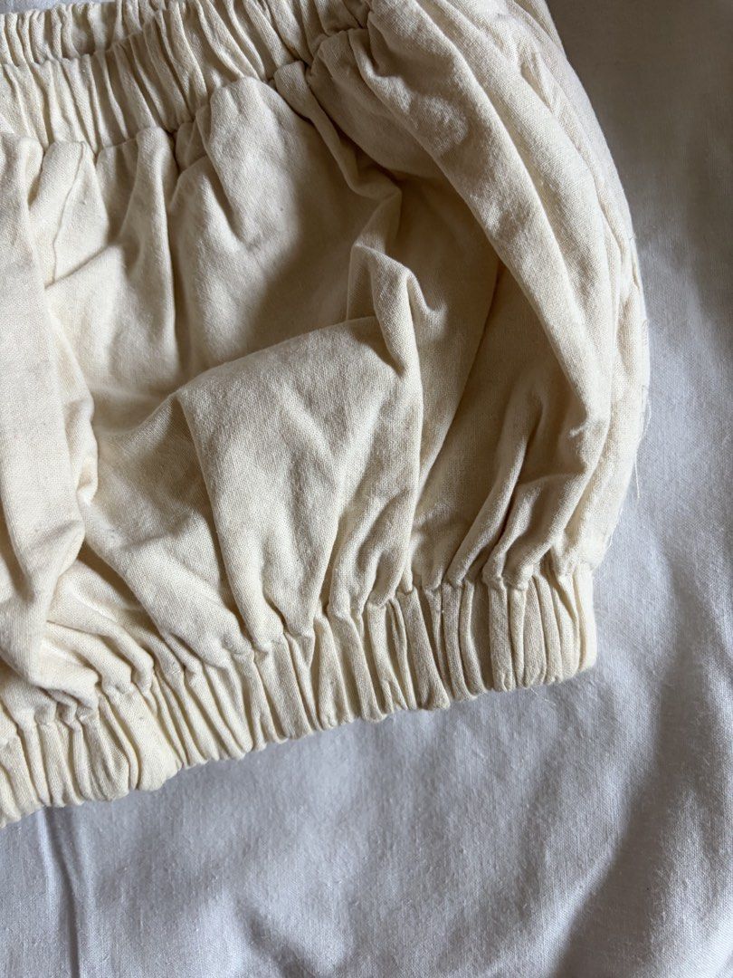 Cream-colored Tube Top (Category: Others Tops) located in Manila. Submitted by andreacap (Listing ID 1437964935, Image 3). Description: - Cream-colored tube top - Soft, lightweight fabric - Gathered, ruched design - Elasticated top and bottom - Neutral color for versatile styling 🎀 currently decluttering/selling pre-loved clothes, check my page for more details! 🎀 please manage expectations, you may send me a dm for more photos 🎀 my tops and b