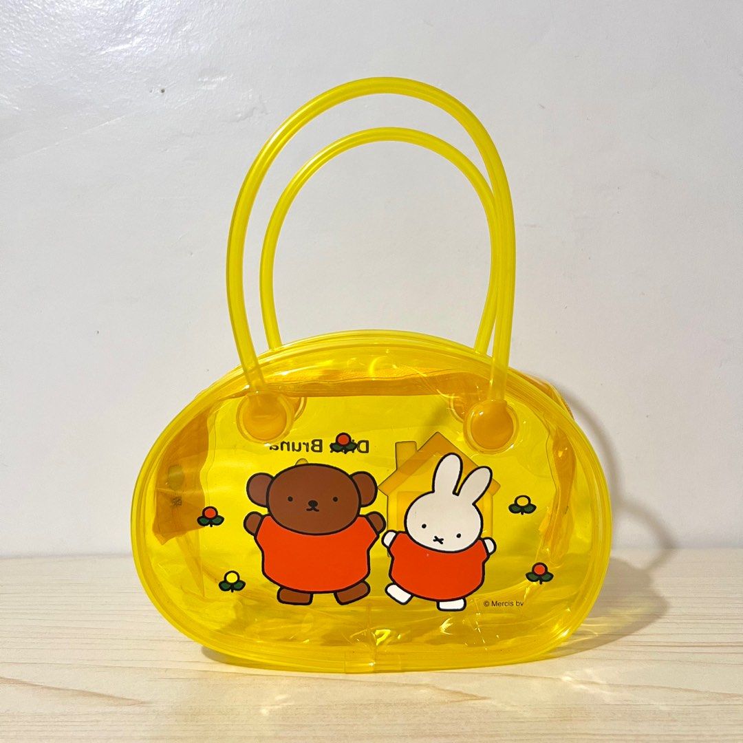 Dick Bruna Miffy Clear Mini Bag 16x5x11cm - Php 250 (Category: Cross-body Bags) located in Davao. Submitted by pandorastoybox (Listing ID 1437947781, Image 1). Description: Dick Bruna Miffy Clear Mini Bag 16x5x11cm - Php 250 .