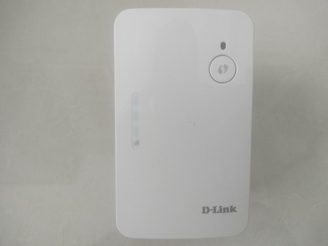 D-Link WiFi Extender E15 - UK Plug454743776770150400