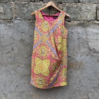 (Category: ) located in . Submitted by _thrift.clothes._ (Listing ID 1437953516, Image 1). Description: .