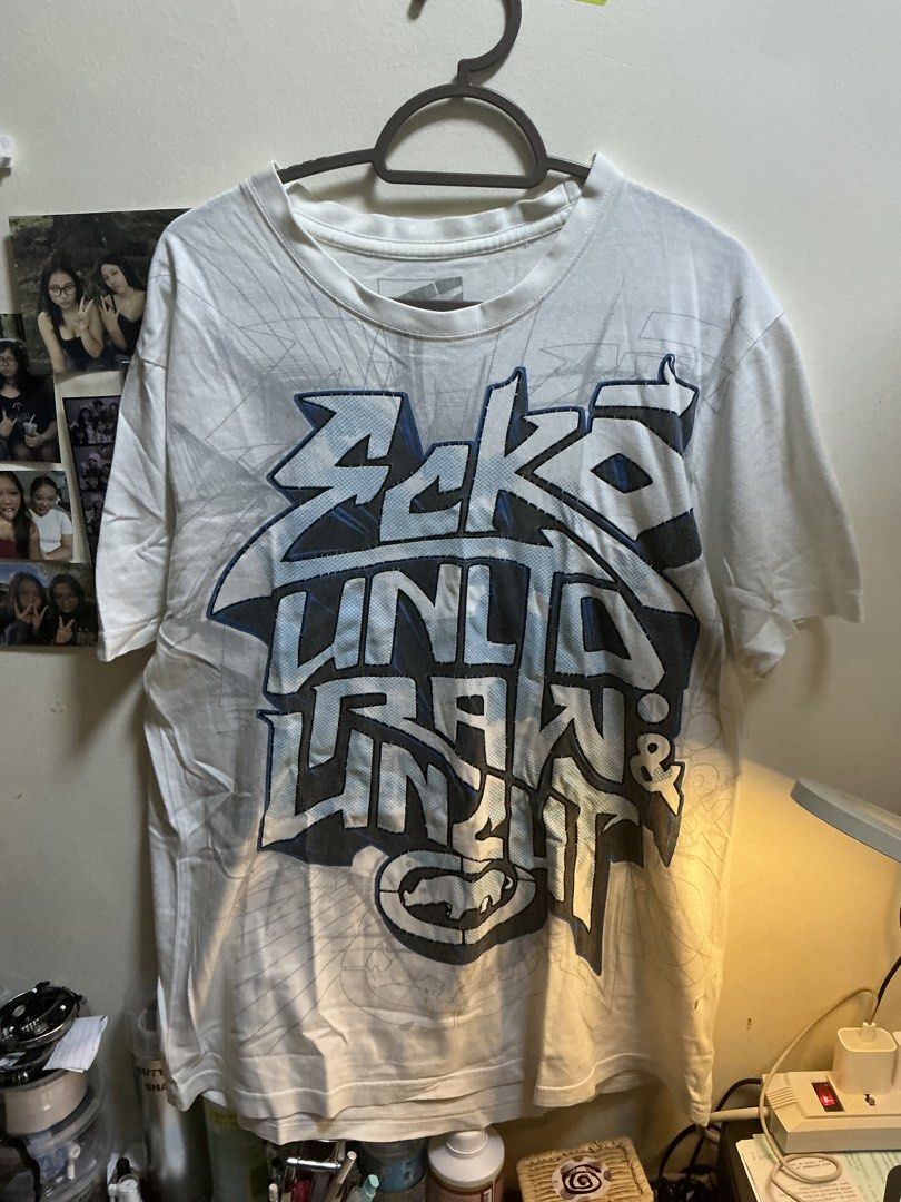 Ecko Unltd. Graphic T-shirt - Small (Category: Tshirts & Polo Shirts ) located in Manila. Submitted by miiiikaaa (Listing ID 1438016837, Image 1). Description: - Ecko Unltd. t-shirt - Size: Large 20x27 - Color: White.