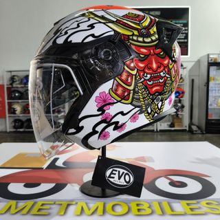 (Category: ) located in . Submitted by new.used.helmet (Listing ID 1438028620, Image 1). Description: .