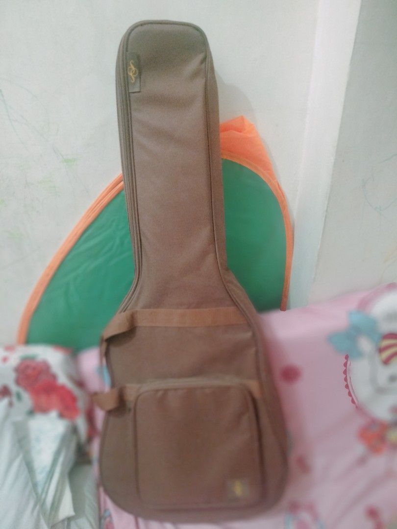 Fernando acoustic guitar Fishman pick up (Category: Musical Instruments) located in Pasig City. Submitted by cholsagaton (Listing ID 1438035221, Image 1). Description: Fernando acoustic guitar with Fishman pick up together with padded bag and 1 pick.