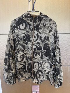 （分類：）位於 。 由 boozpe 提交（商品編號 1437961704，圖片 1）。簡介： 。