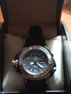 (Category: ) located in . Submitted by digosluxury8002 (Listing ID 1423577344, Image 1). Description: .