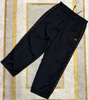 (Category: ) located in . Submitted by blackthriftstore (Listing ID 1437996450, Image 1). Description: .