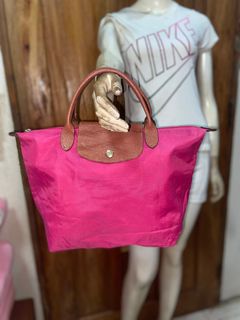 (Category: ) located in . Submitted by lilowearph (Listing ID 1438066270, Image 1). Description: .