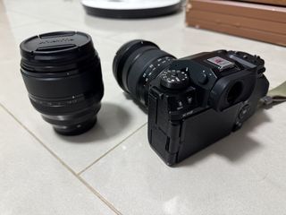 Fujifilm X-H1 w/Charger (S.C: 9600 +) (94M53933), Photography