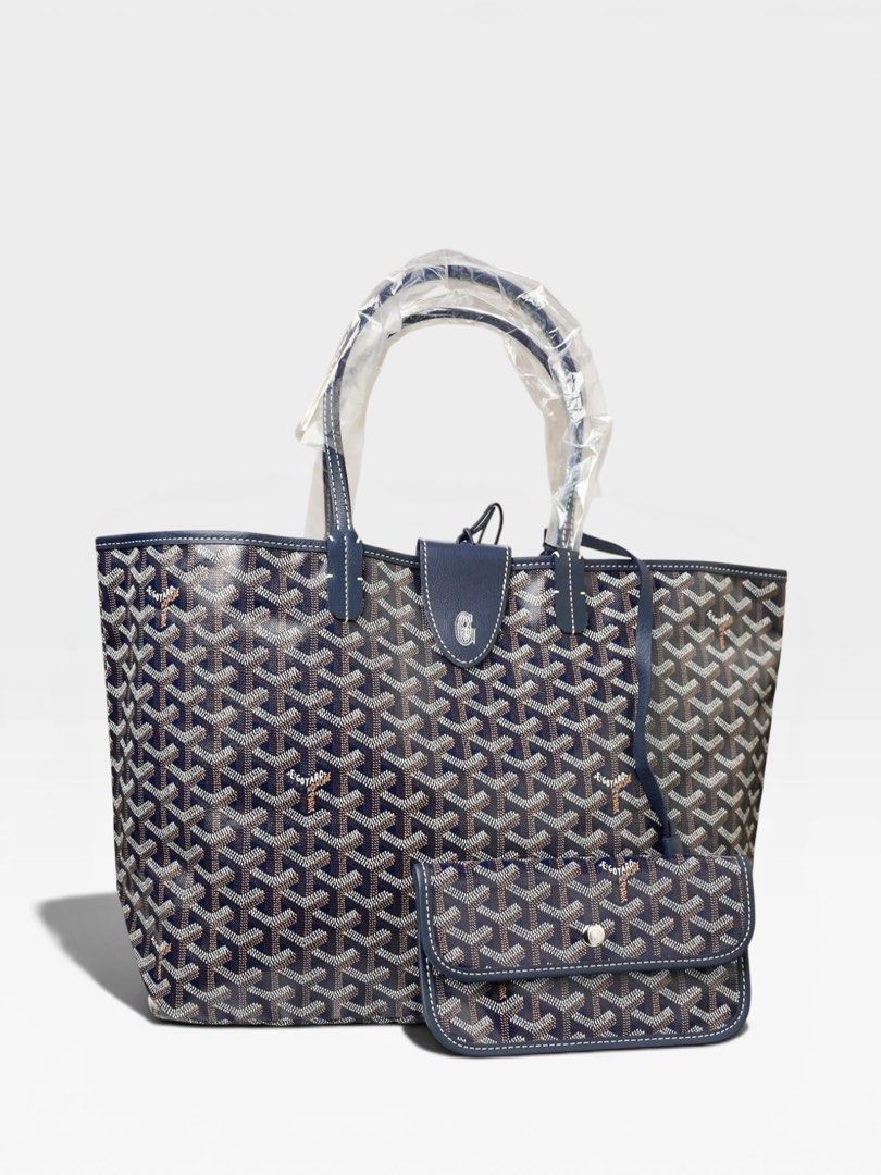 Goyard St Louis PM Navy (New Version with Clip) (Category: Luxury Bags & Wallets) located in Cavite. Submitted by purgingmycloset888 (Listing ID 1438038179, Image 1). Description: ✨ Authentic & Onhand in PH ✨ Brand New ✨ Comes with dustbag, paper bag & copy of receipt Open for authentication at buyer’s expense (LegitGrails) ✅ Please send reasonable offers only 😊 No low ball offers please. Joy reservers will be blocked. Thank you! 🤍 MOP: BDO, RC
