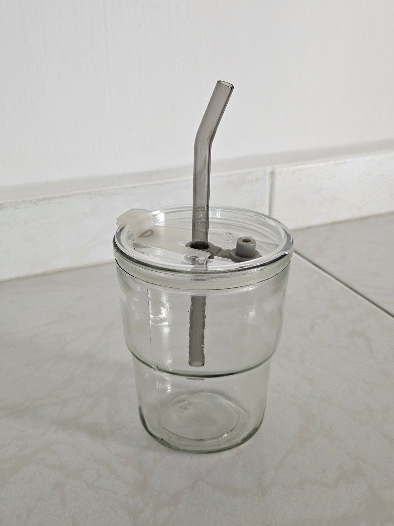 BN Grey Glass Cup with Straw