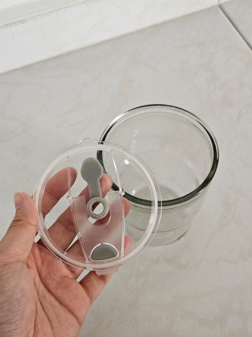BN Grey Glass Cup with Straw454547390680289282