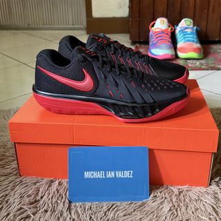 (Category: ) located in . Submitted by miv.snkrs (Listing ID 1438013316, Image 1). Description: .