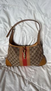 (Category: ) located in . Submitted by luxbag88 (Listing ID 1438058749, Image 1). Description: .