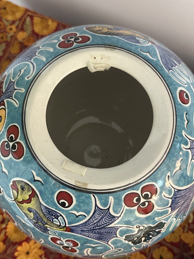 Hand-Painted Ceramic Jar with Lid454794730653634561