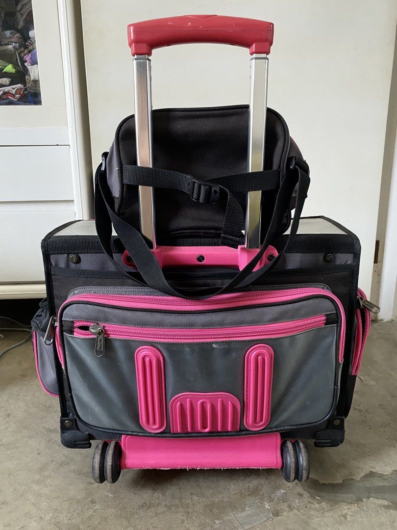 Hawk Box type Stroller Bag (Category: Strollers) located in San Pedro. Submitted by edi-eni (Listing ID 1438027297, Image 2). Description: Hawk Box type Stroller Bag Preloved Good condition 9/10 No damage Color: Pink and black Features: 360 degree spinner wheels Dual wheel system Aluminum handle Virupro Anti-Microbial Coating Durashield fabric (Water repellant) Includes: Lunch bag Detachable side compartment Detachable tumbler pouch Rain cover Or