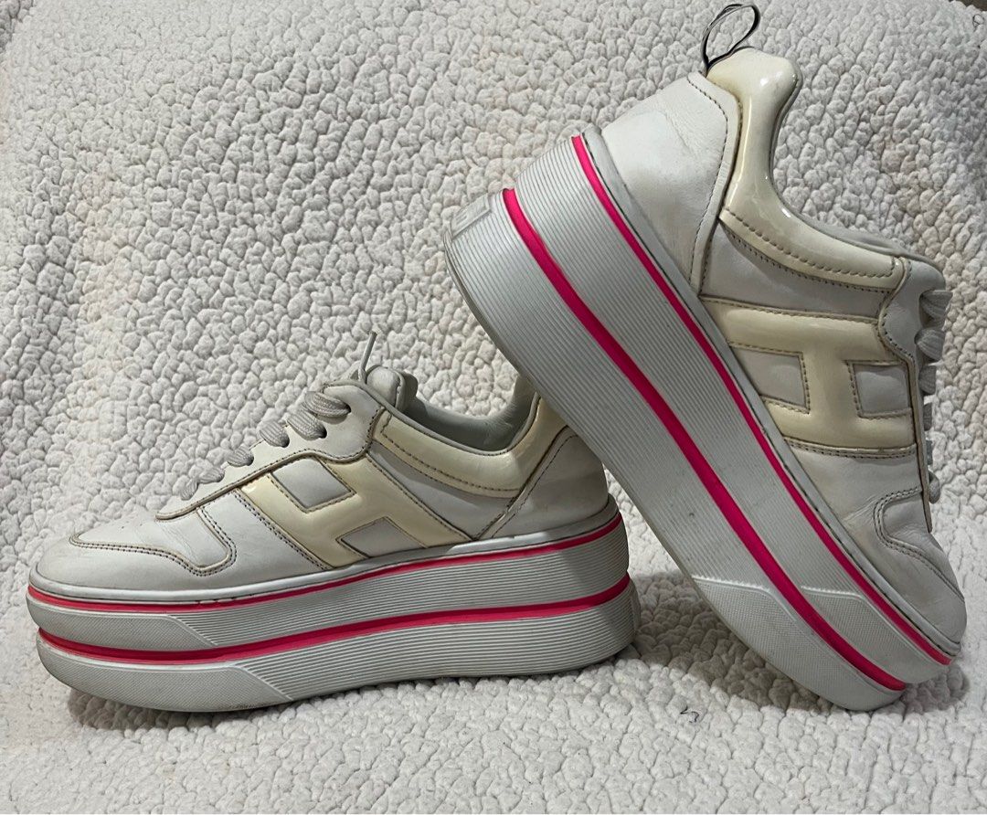 Hogan Pink Platform Sneakers (Category: Sneakers) located in Paranaque City. Submitted by cheesecakeflow (Listing ID 1438032077, Image 1). Description: Hogan Pink Platform Sneakers Just needs cleaning Bought here in carousell Size 38 US 7 Rfs: decluttering, too many shoes, need funds 💸.