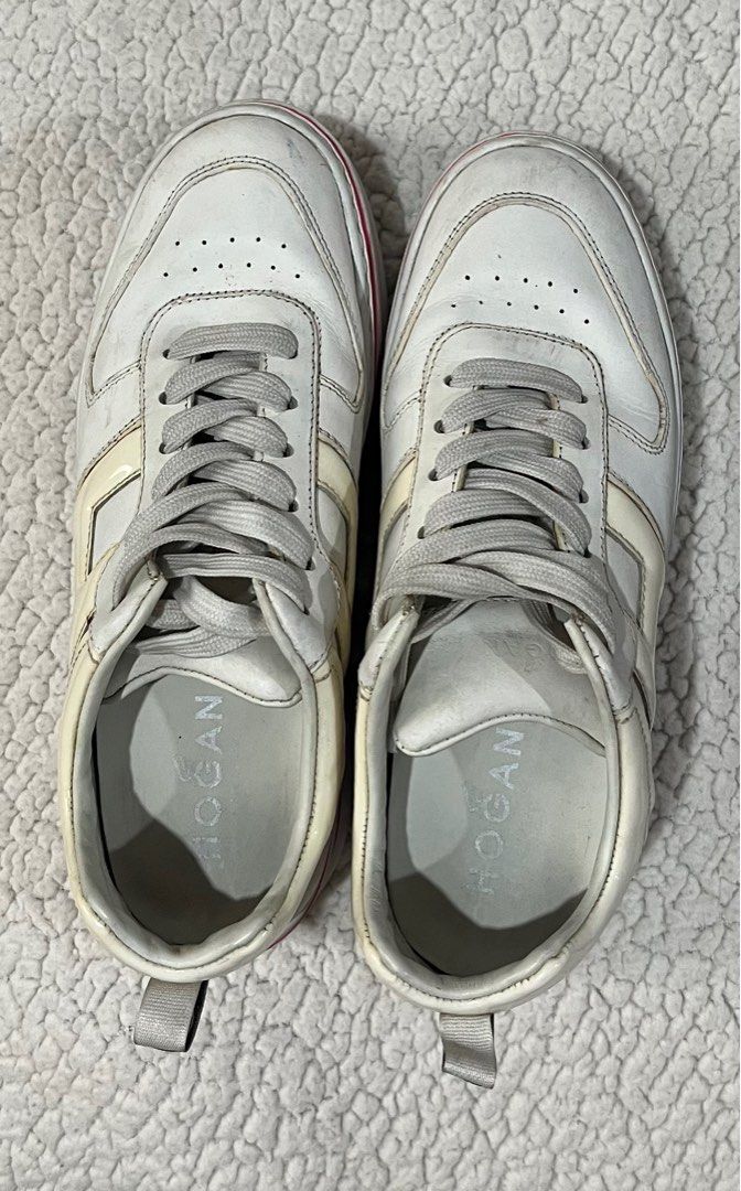 Hogan Pink Platform Sneakers (Category: Sneakers) located in Paranaque City. Submitted by cheesecakeflow (Listing ID 1438032077, Image 3). Description: Hogan Pink Platform Sneakers Just needs cleaning Bought here in carousell Size 38 US 7 Rfs: decluttering, too many shoes, need funds 💸.