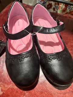 (Category: ) located in . Submitted by shiellapreloved (Listing ID 1437974858, Image 1). Description: .
