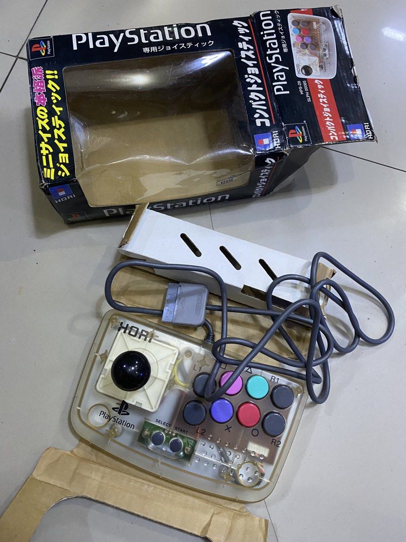 Hori Playstation 2 Compact Arcade Joystick Controller (Category: PlayStation) located in Pasig City. Submitted by bootsoftravel_ph (Listing ID 1438002326, Image 1). Description: Hori Playstation 2 Compact Arcade Joystick Controller used - Like new FOR SALE Rare find! Complete With Box Issue: no issue Price ₱ 5,500 only Guaranteed 100% Legit 💯 We ship nationwide 🚚.