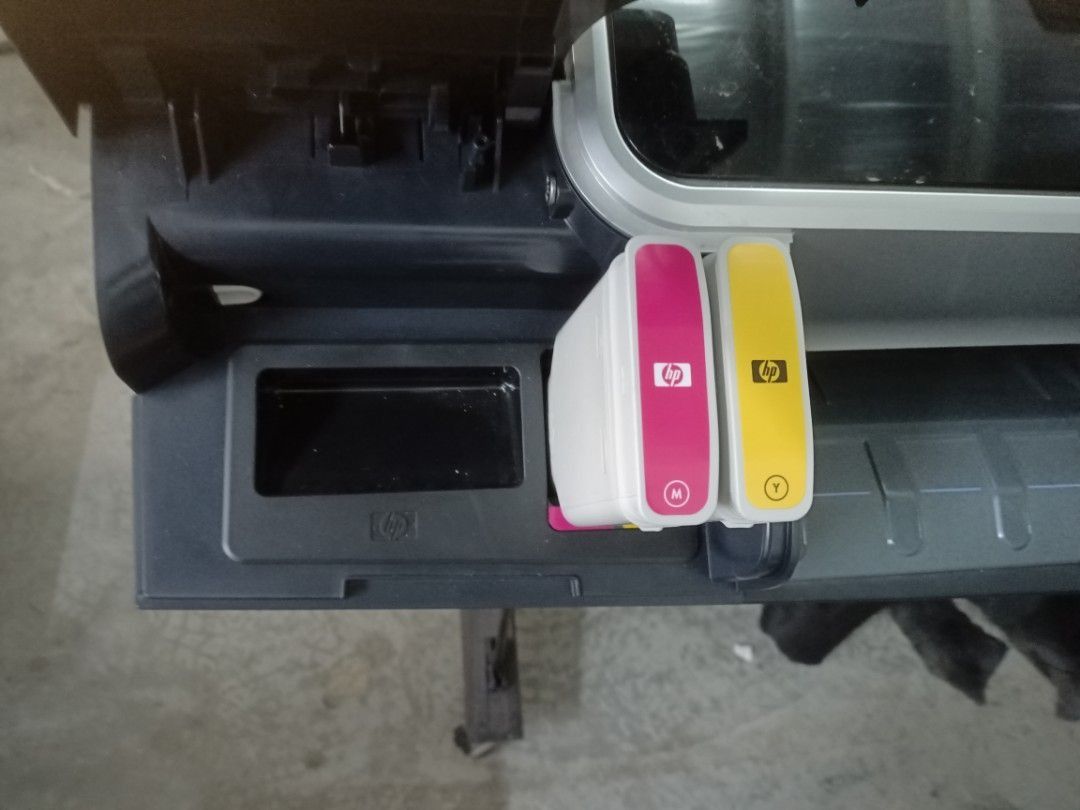 HP Designjet Z5200 PostScript Photo Printer / Plotter for sale454730879348264964