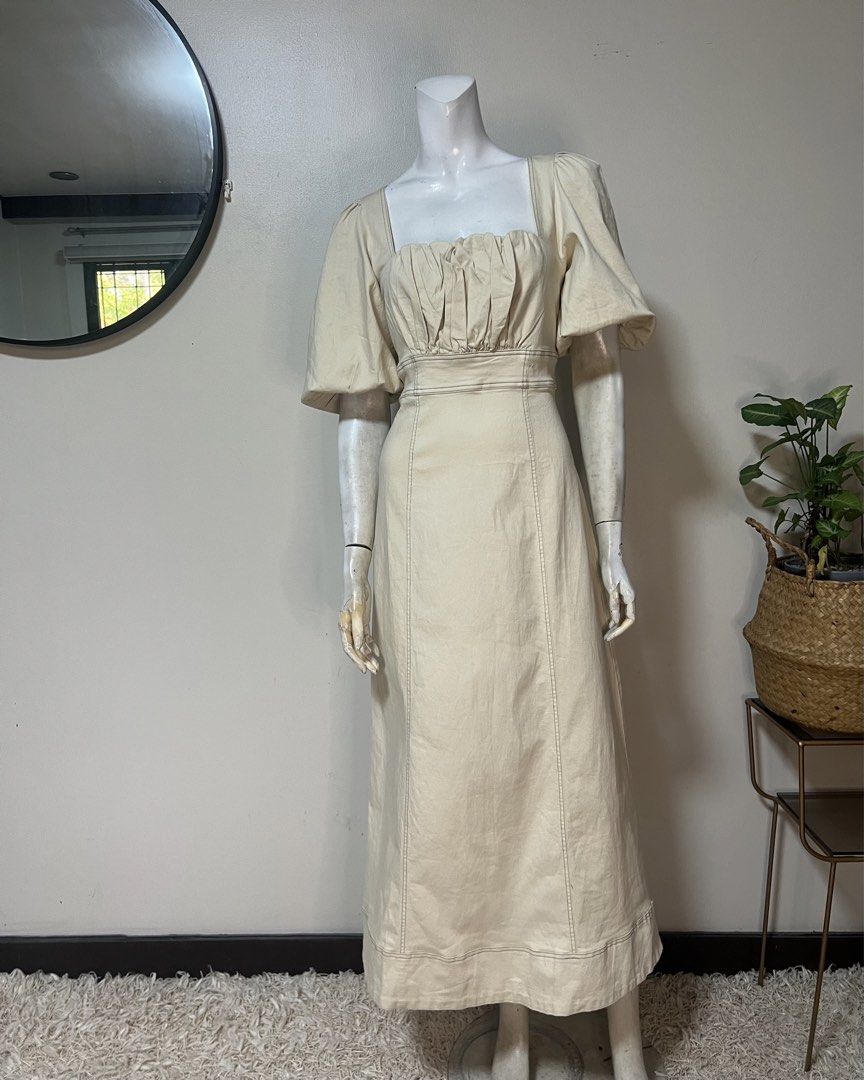 Indikah Fitted Maxi Puff Sleeves Dress (Category: Dresses) located in Muntinlupa City. Submitted by bff_findsph (Listing ID 1438050149, Image 3). Description: Fitted Maxi Puff Sleeves Dress | ₱1,800 Keep your everyday style effortless and breezy with a fitted maxi puff sleeves dress. Color| Butter Fabric | 65% Cotton - 35% Polyester Stretchable Size | UK 12 Measurements Bust - 30-34 Waist - 28-31 Hips - 38-41 Length 51 Brand Origin | Australia Co