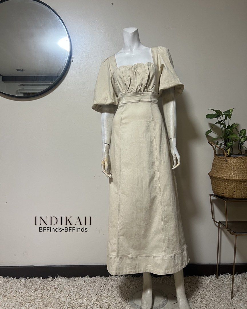 Indikah Fitted Maxi Puff Sleeves Dress (Category: Dresses) located in Muntinlupa City. Submitted by bff_findsph (Listing ID 1438050149, Image 1). Description: Fitted Maxi Puff Sleeves Dress | ₱1,800 Keep your everyday style effortless and breezy with a fitted maxi puff sleeves dress. Color| Butter Fabric | 65% Cotton - 35% Polyester Stretchable Size | UK 12 Measurements Bust - 30-34 Waist - 28-31 Hips - 38-41 Length 51 Brand Origin | Australia Co