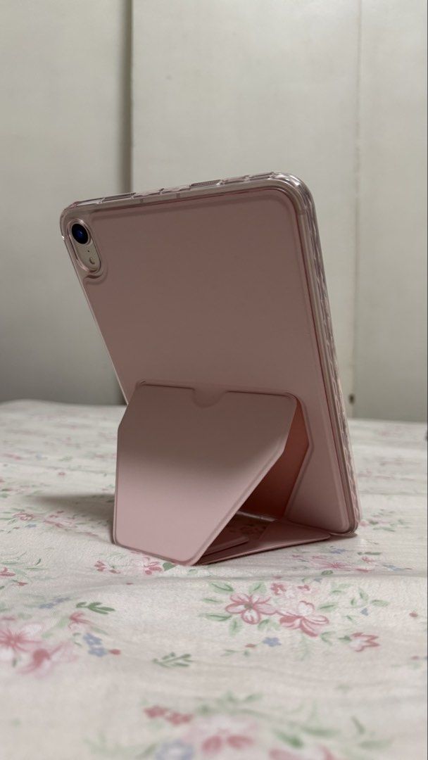iPad Mini 6/7 Acrylic Folding invisible case (Category: Cases & Sleeves) located in Caloocan City. Submitted by .manel. (Listing ID 1437980484, Image 3). Description: iPad Mini 6/7 Acrylic Folding invisible case.