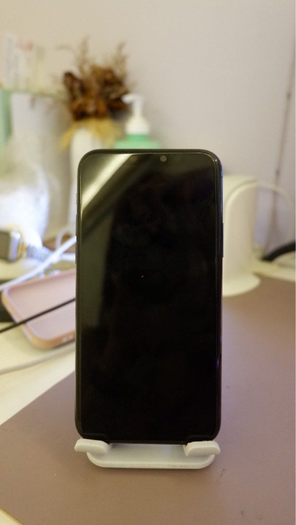 IPHONE 11 PRO (Category: iPhone 11 Series) located in Manila. Submitted by tidytribe (Listing ID 1438084970, Image 2). Description: 📱✨ FOR SALE ✨📱 iPhone 11 Pro 256 GB Midnight Green 🔋 68% Battery Health ❌ face id not working ✅ No dents RFS: Upgrade PM for inquiries.