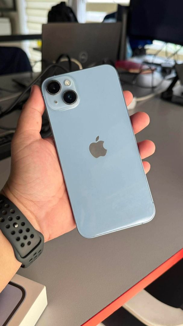 iphone 14 plus 128 fu (Category: iPhone 14 Series) located in Quezon City. Submitted by pusing010492 (Listing ID 1438031972, Image 2). Description: for swapping my iphone 14 plus 128gb 77bh no history of repair may mga minor signs of usage but still presentable bawal lang sa maarte can do straight swap sa iqoo z11 turbo or you can offer po here sa comment section pass po muna sa add ako straight or add cash only taguig bgc area See less.