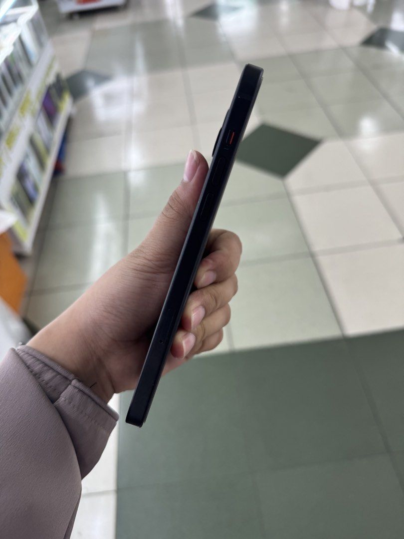 iPhone 15 Plus 512GB Factory Unlock No Issue Secondhand (Category: iPhone 15 Series) located in Pasig City. Submitted by FarAndRayShop (Listing ID 1438091343, Image 3). Description: OPEN FOR SWAP/SELLING/BUYING (RFS: Buy and Sell) Price: 36,499 iPhone 15 Plus 512GB •FACTORY UNLOCK •NO HIDDEN ISSUES •TEST TO SAWA •Authentic Phone Physical store in Greenhills Shopping Center XD-07 Stall Number Look For Rayray Or Anika NO CASH INSTALLMENT We are ope