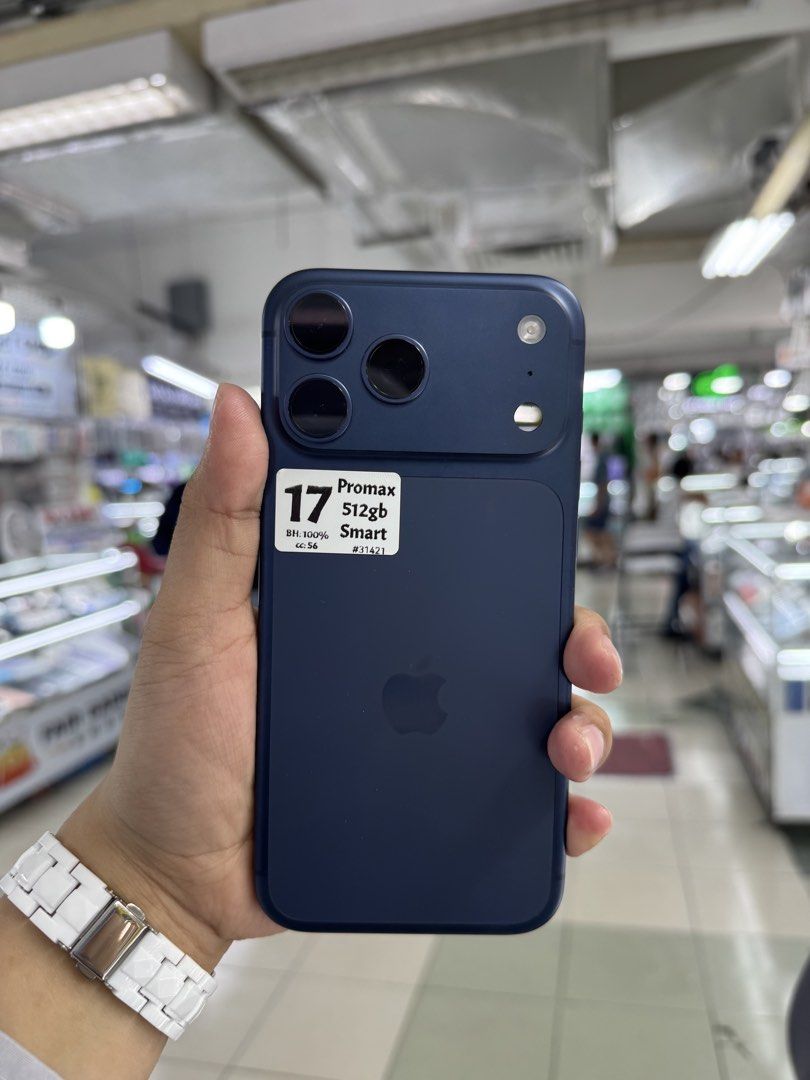iPhone 17 Pro 512GB SMARTLOCK No Issue Secondhand (Category: iPhone 17 Series) located in Pasig City. Submitted by FarAndRayShop (Listing ID 1438091758, Image 1). Description: OPEN FOR SWAP/SELLING/BUYING (RFS: Buy and Sell) Price: 72,499 iPhone 17 Pro Max 512GB •Smartlock •NO HIDDEN ISSUES •TEST TO SAWA •Authentic Phone Physical store in Greenhills Shopping Center XD-07 Stall Number Look For Rayray Or Anika NO CASH INSTALLMENT We are open also f