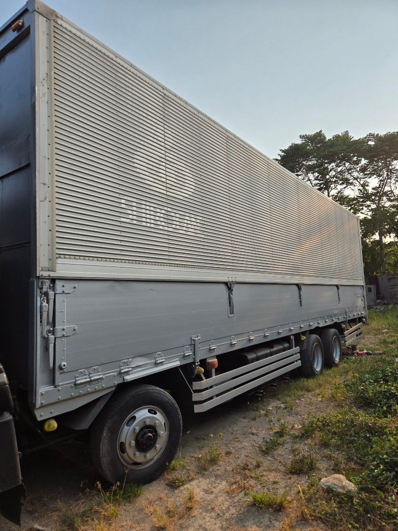 JAPAN SURPLUS WINGVAN BODY (Category: Heavy Vehicles) located in Subic. Submitted by osaka_subic (Listing ID 1438023739, Image 2). Description: WINGVAN BODY OSAKA SUBIC INTERNATIONAL INC. OFFERS TEHE BEST QUALITY AND AFFORDABLE JAPAN SURPLUS TRUCKS AND HEAVY EQUIPMENT. 📍Location: JASA Road Purok 2, Lubao, Concepcion, Pampanga. For inquiries please contact: 📞0919 997 7999 📞0917 779 9955 We Accept Cash or Bank Financing. WE OFFER AS IS OR RECOND