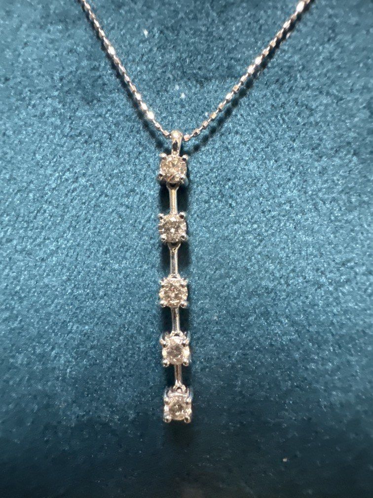 k18 750 (Category: Necklaces) located in Paranaque City. Submitted by marche8 (Listing ID 1438037423, Image 2). Description: half carat of diamonds adjustable 18 to 16 cm.