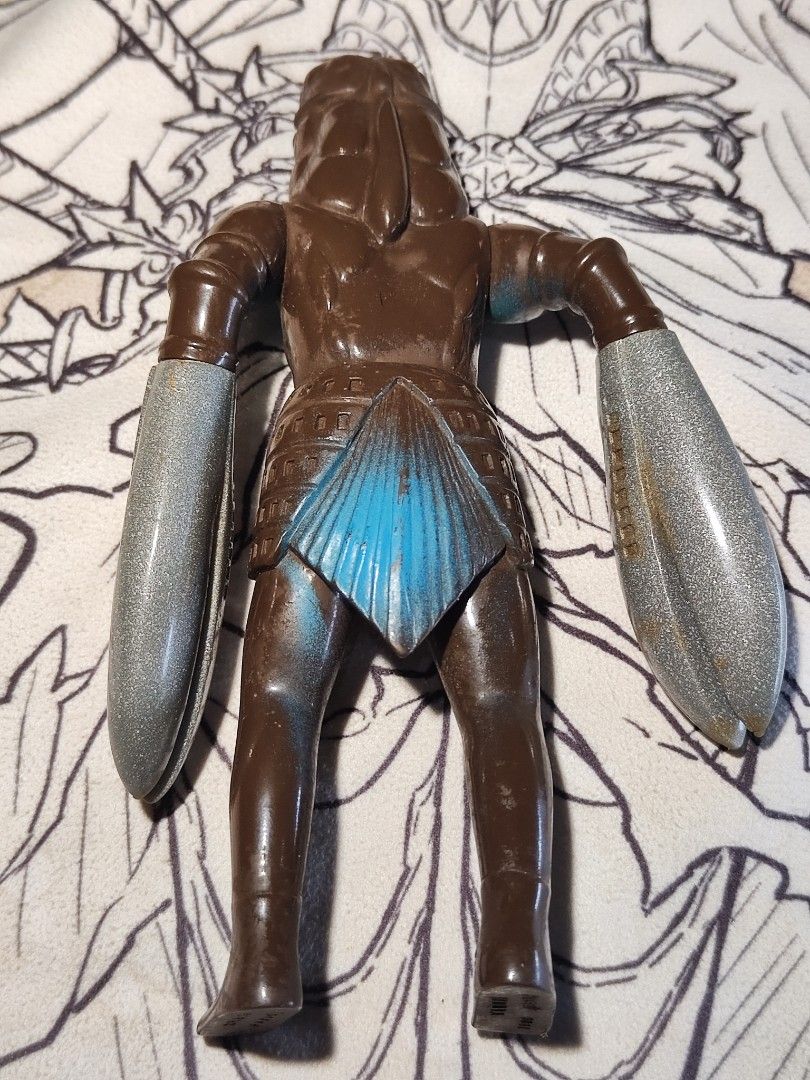 Ultraman Alien Baltan 7" 1983 japan (Category: Figurines & Statues) located in Manila. Submitted by olx156 (Listing ID 1438110541, Image 2). Description: .