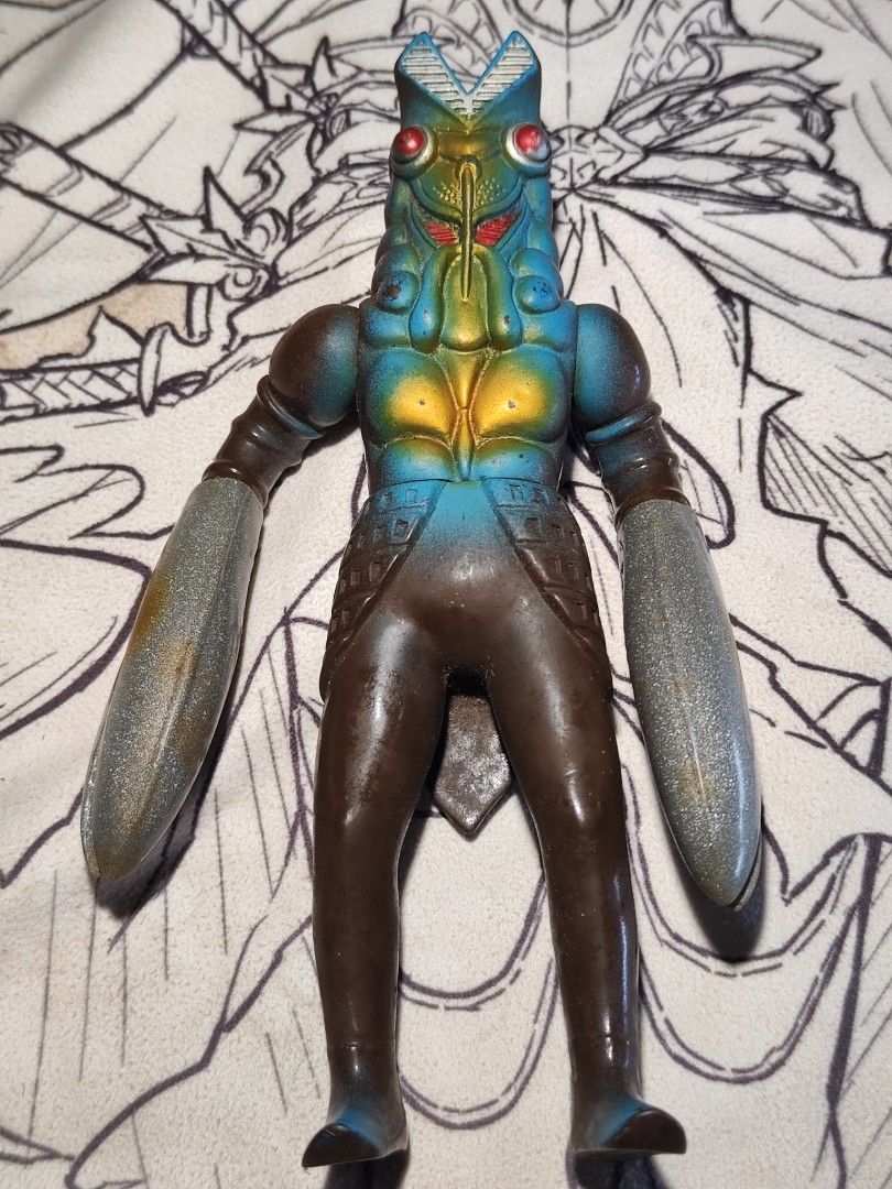 Ultraman Alien Baltan 7" 1983 japan (Category: Figurines & Statues) located in Manila. Submitted by olx156 (Listing ID 1438110541, Image 1). Description: .
