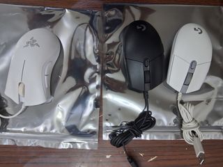 Logitech G304 Wireless Mouse, Razer DeathAdder Essential Mouse460950151700817920