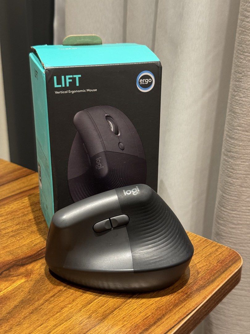 Logitech Lift Vertical Ergonomic Mouse455067991529891844
