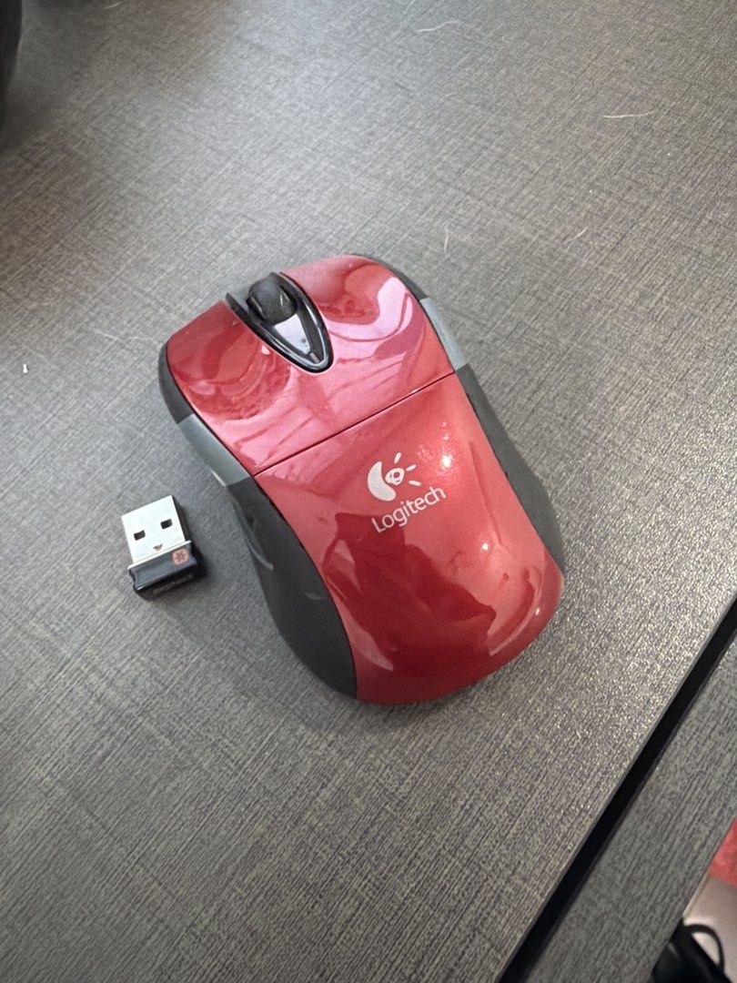 Logitech Mouse with control454843821311272960