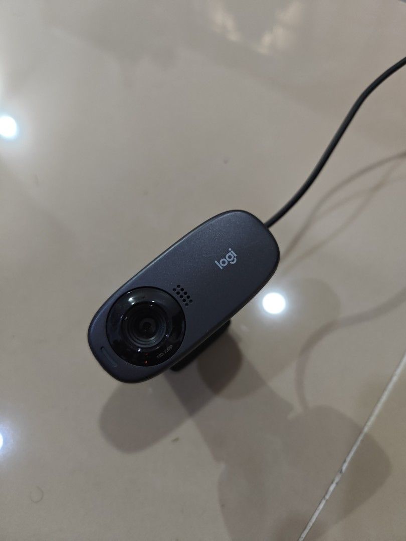Logitech Webcam - Excellent Condition454848980693166080