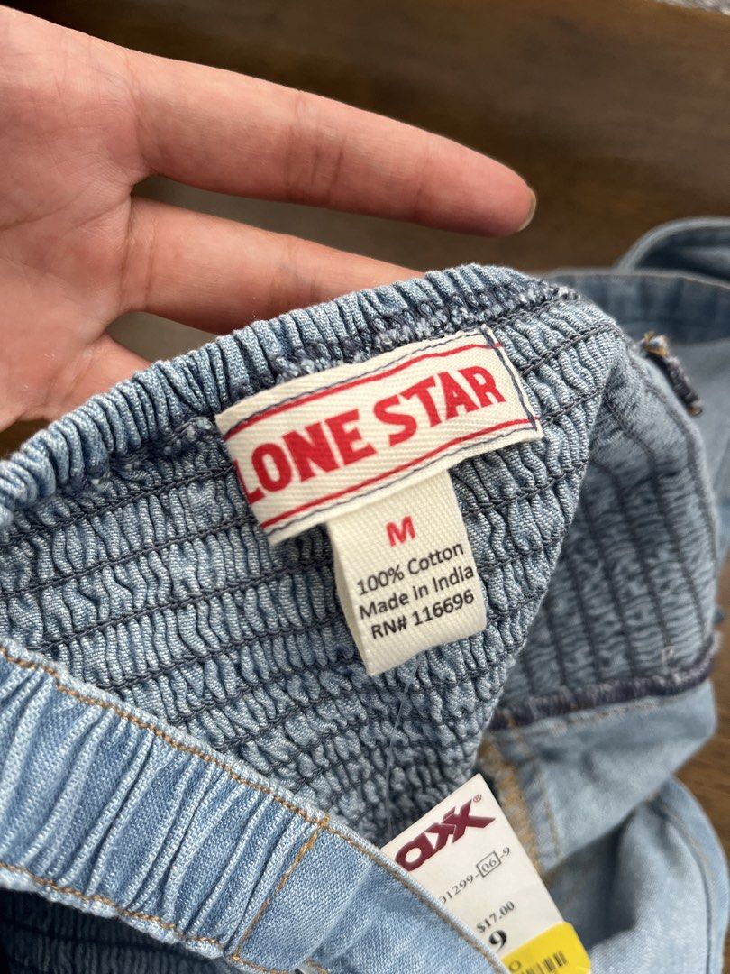 Lone Star Denim Crop Top BNWT (Category: Others Tops) located in Manila. Submitted by decluttering.md21 (Listing ID 1437956212, Image 3). Description: - Lone Star denim top - Size: M - Features: V-neck, smocked back, adjustable straps - Material: 100% cotton - Design: New York - Condition: Brand new with TJ Maxx tag - Price Tag: $12.99.