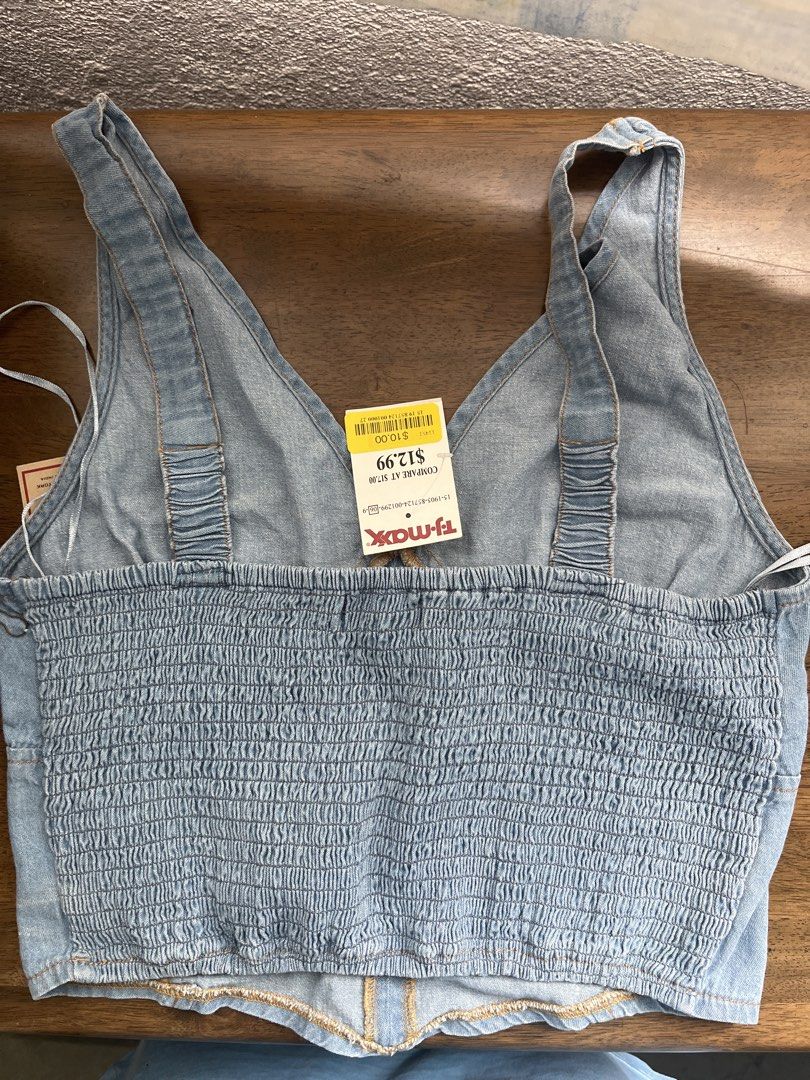Lone Star Denim Crop Top BNWT (Category: Others Tops) located in Manila. Submitted by decluttering.md21 (Listing ID 1437956212, Image 2). Description: - Lone Star denim top - Size: M - Features: V-neck, smocked back, adjustable straps - Material: 100% cotton - Design: New York - Condition: Brand new with TJ Maxx tag - Price Tag: $12.99.