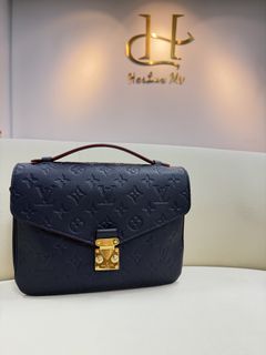 Louis Vuitton LV Navy Pochette Metis RM5500, Luxury, Bags & Wallets on ...