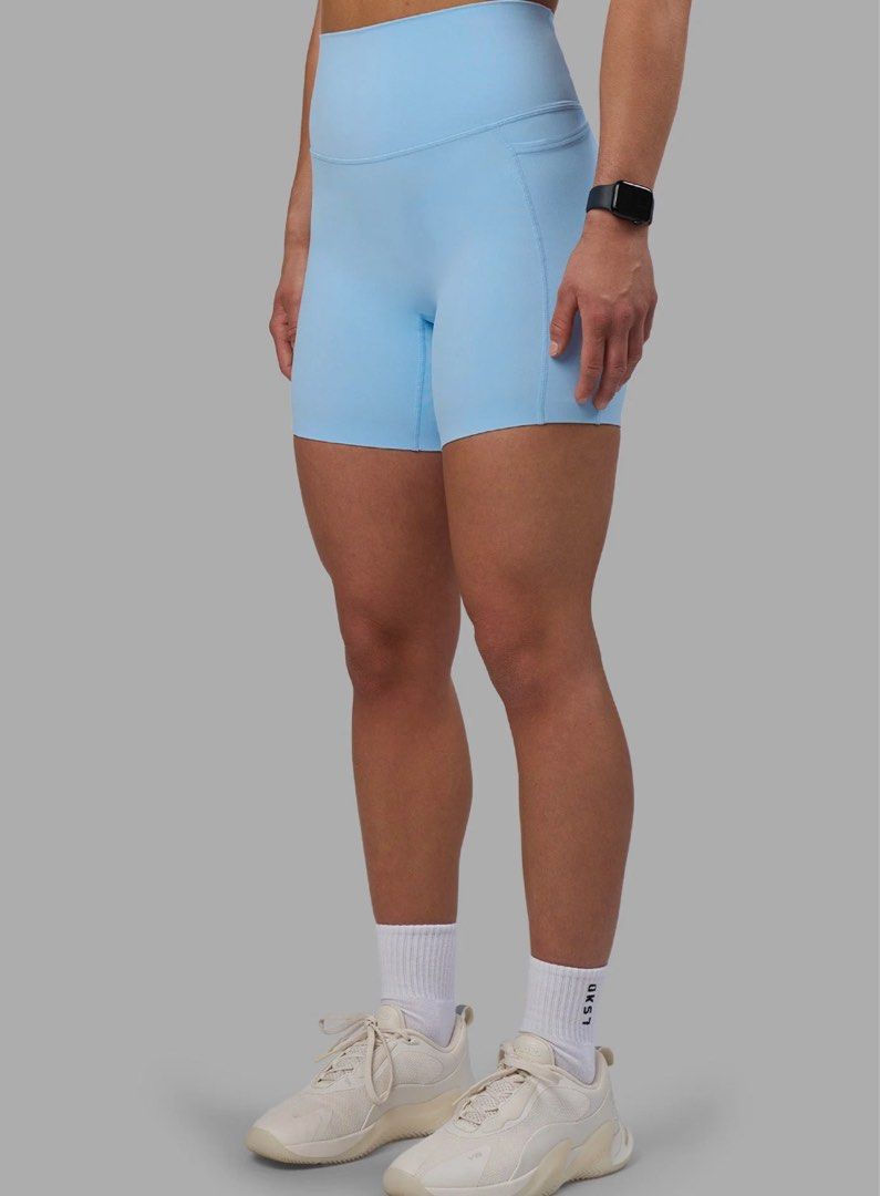LSKD Elixir 6" Pocket Shorts - Open Air in Small (Category: Activewear) located in Manila. Submitted by sbm_declutters (Listing ID 1437997222, Image 3). Description: Retails 80USD ~4,930 - LSKD Zephyr Shorts - Ultra-light and soft fabric - 6" inseam - Ultra high-rise waistband - Side pockets for your phone - Smooth bonded hem finishes - Reflective branding - Material: 70% Nylon, 30% Spandex.