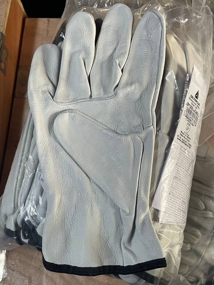 Mechanical safety leather gloves FBN49 (Category: Everything Else Others) located in Manila. Submitted by joeyroque09 (Listing ID 1438007740, Image 1). Description: Mechanical safety leather gloves FBN49 Price: 200 .