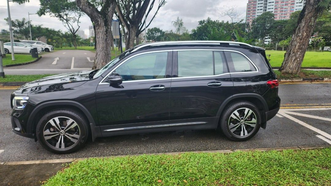 Mercedes-Benz GLB-Class GLB180 Progressive 7-Seater (A) (Category: Used Cars) located in Singapore. Submitted by onglai. (Listing ID 1437941132, Image 3). Description: no consignment pls as already listed on sgcarmart.