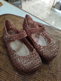 (Category: ) located in . Submitted by thriftteata (Listing ID 1437965400, Image 1). Description: .